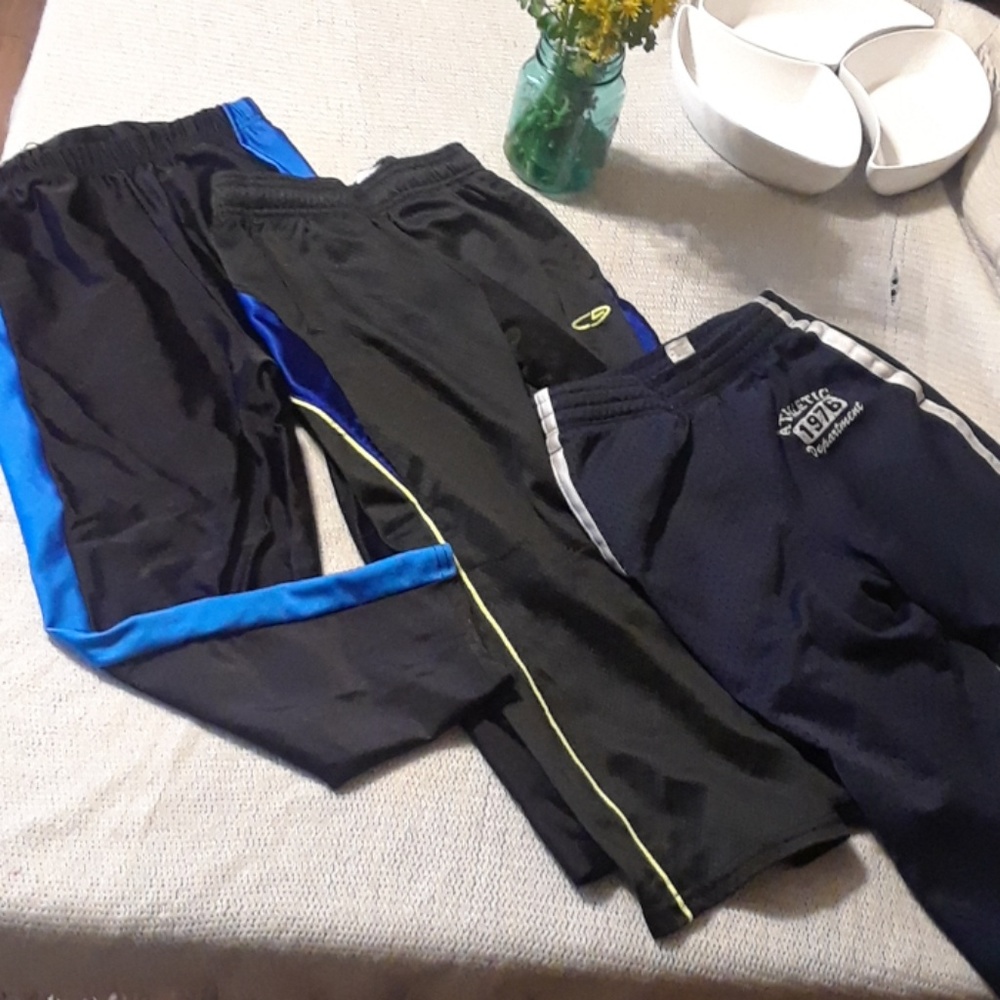 Play clothes size 6/7